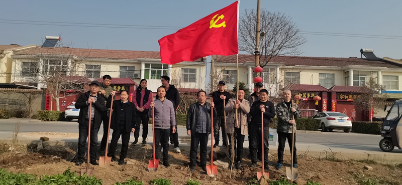 開展義務植樹志愿服務  為生態(tài)環(huán)境添綠